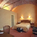 Hotel La Chartreuse Du Val Saint Esprit 4*
