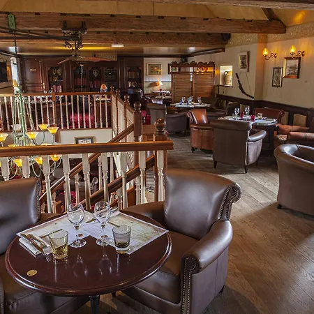 Hotel La Chartreuse Du Val Saint Esprit