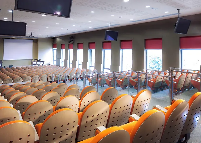 Hotel La Chartreuse Du Val Saint Esprit 4*